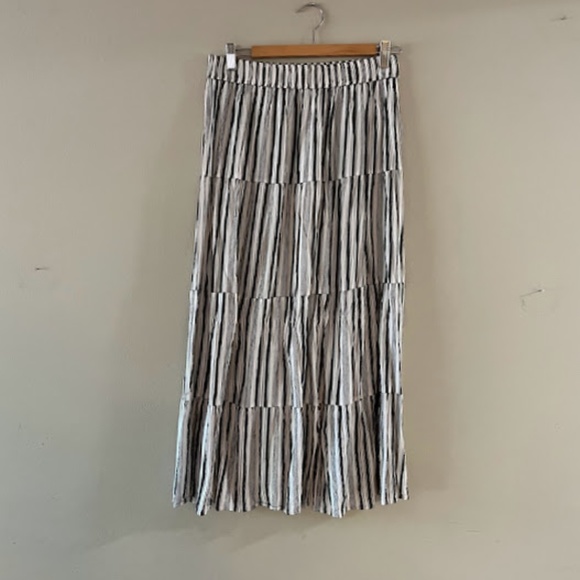 LOFT Striped Tiered Pull On Maxi Skirt, Sz M, EUC - Picture 2 of 6